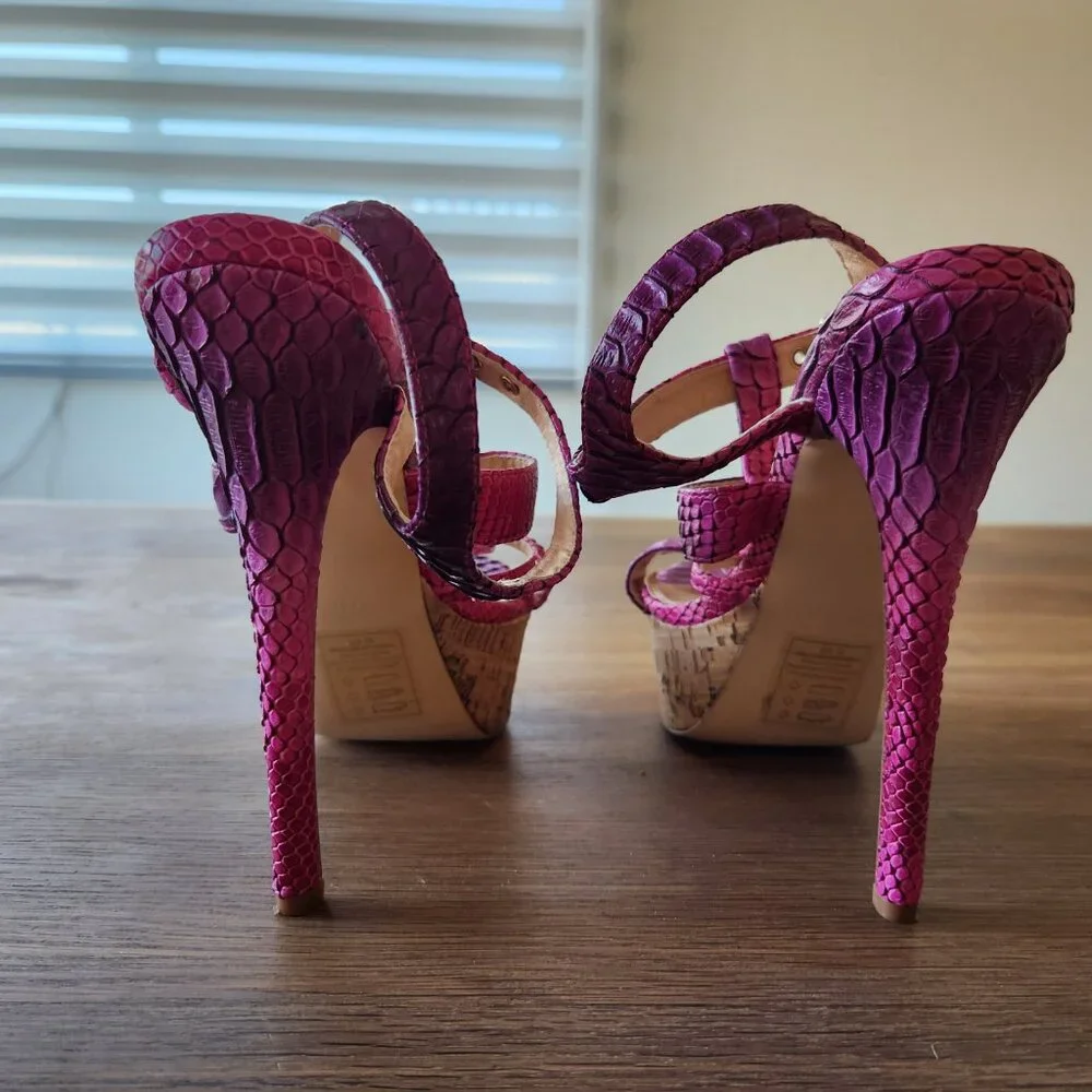 Shoe Dazzle Pink Snake-Texture Cork Platform Heels